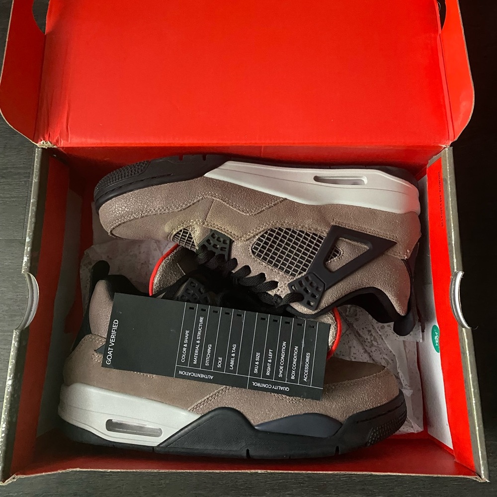 Jordan Retro 4 - Picture 8 of 9